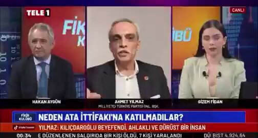 X’te fenomen olmaya çalışan ‘Ahmet Yılmaz’ isimli şahsın Sinan Oğan’a methiyeler düzdüğü ortaya çıktı. Yıllardır genel başkanlık yapan Yılmaz, partisi 20 kişiyi geçemediği için seçimlere katılamıyor.
