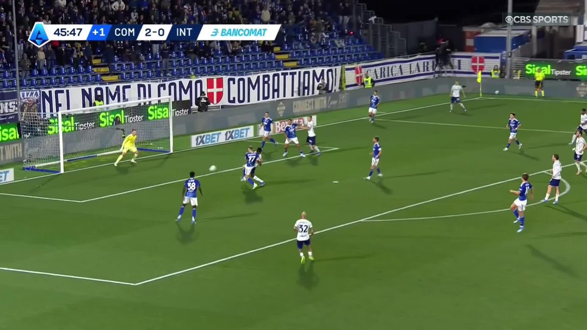 What a first half between Como and Inter 🤯 Marcus Thuram pulls a goal back for the away side as we reach HT ⚫️🔵