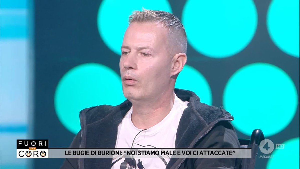 "Burioni non conosce la mia storia e sta insultando noi malati abbandonati" La delusione di Andrea, rimasto paralizzato dopo il vaccino contro il covid, in seguito alle recenti parole di Roberto Burioni. #Fuoridalcoro