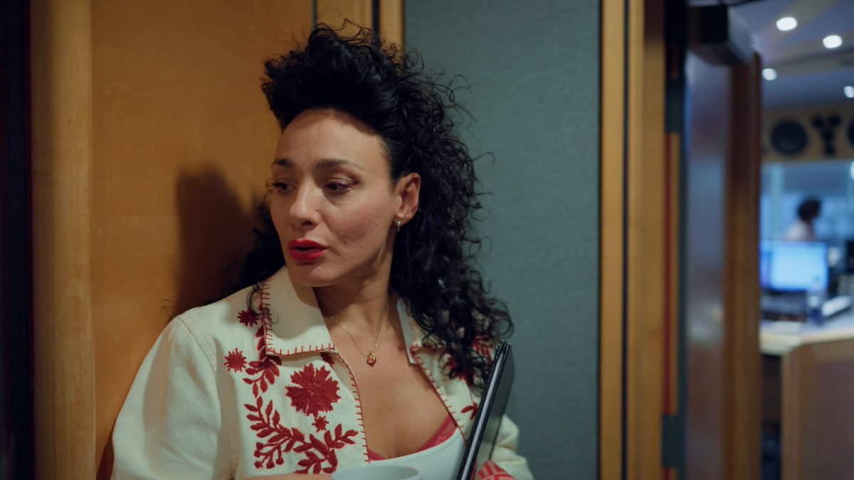 i can’t stress enough how serious i am about the victoria hamilton-barritt west end hel campaign like guys she has got the sexy deranged bitterness DOWNNNN