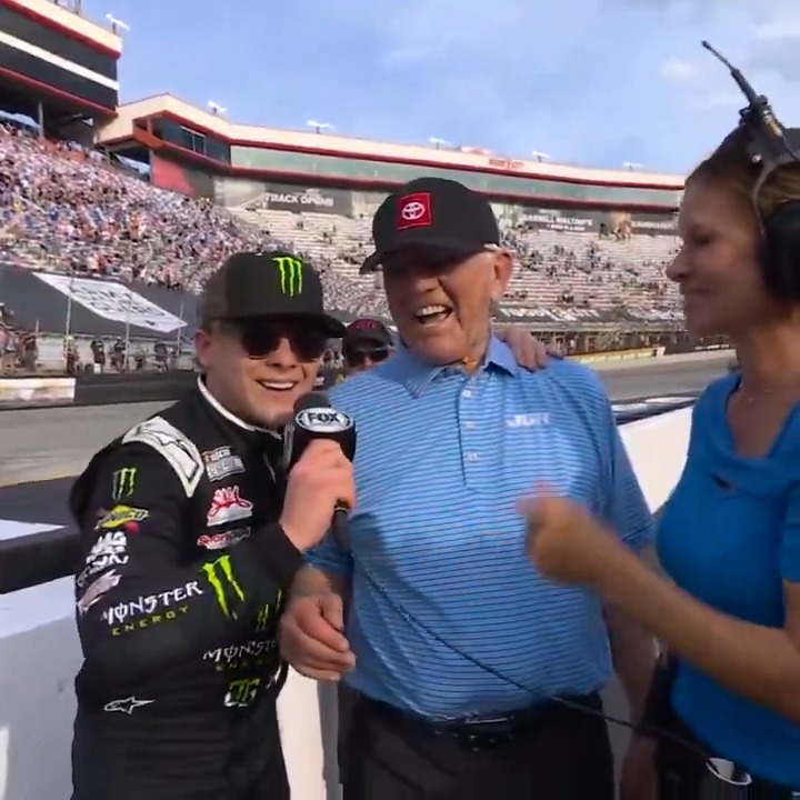 That's one proud grandfather. ❤️
