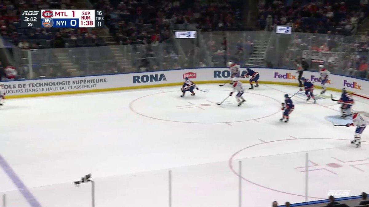 Du hockey 101 pour Nick Suzuki (et Ivan Demidov) That's Nick Suzuki (and Ivan Demidov) hockey 101 #GoHabsGo