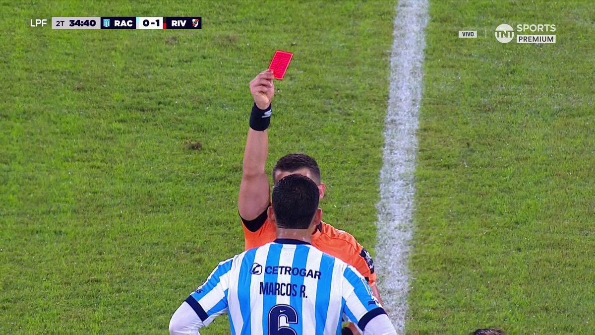 MARCOS ROJO LE PEGÓ A MARTÍNEZ QUARTA Y SE FUE EXPULSADO EN RACING ANTE RIVER 🟥 #LPFxTNTSports Viví el Torneo Apertura 2026 por TNT Sports Premium y disfrutalo también en HBO Max 👉 #Suscribite