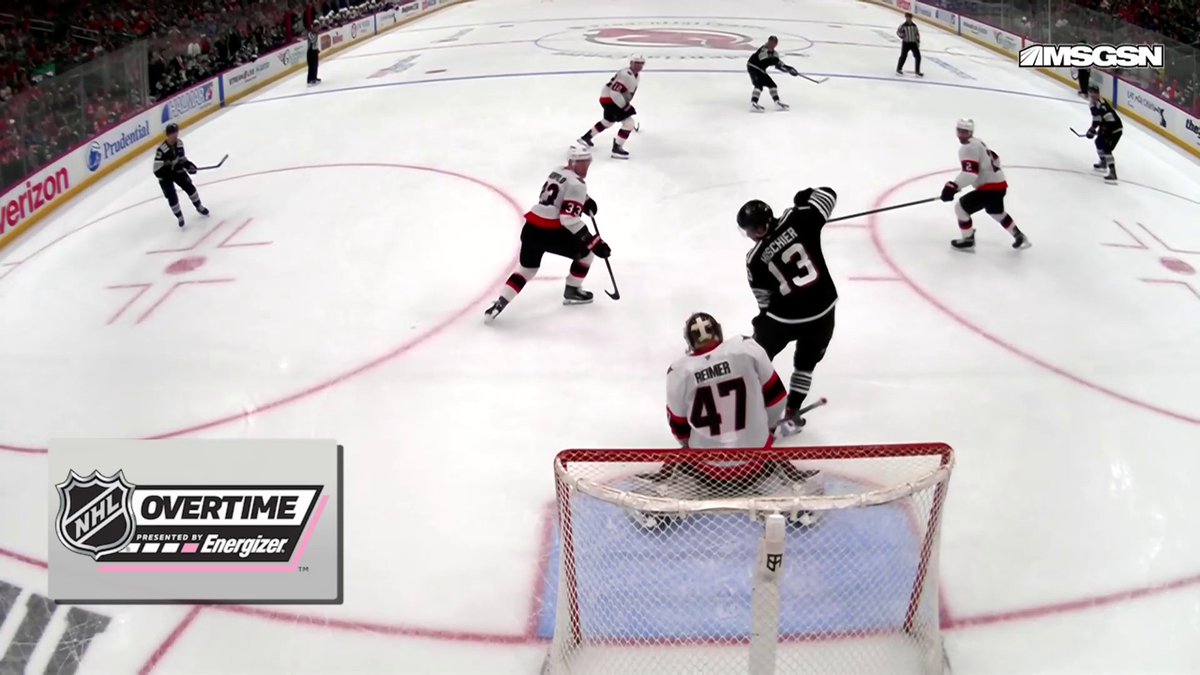 That's a New Jersey Devils win! ⚫⚪ Nico Hischier wins it in Energizer overtime in their last home game of the season!