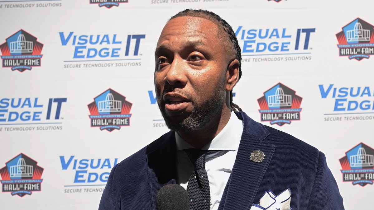 Experience the first moments as a Class of 2026 Hall of Famer with Larry Fitzgerald, presented by Visual Edge IT. The new class exhibit opens Saturday, April 18 at the Pro Football Hall of Fame.