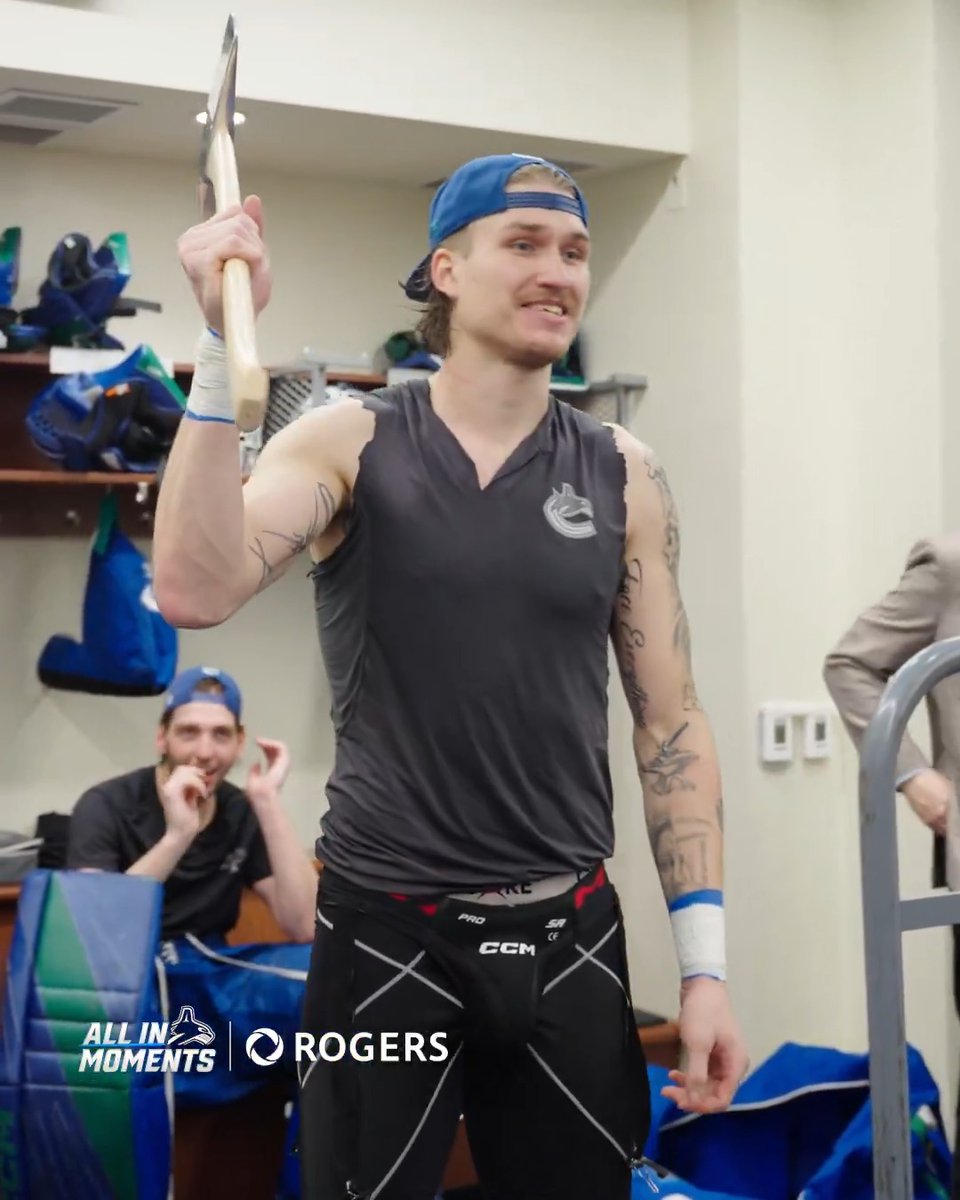 "He fights. He scores. He does it all." 🪓 #AllInMoments | Rogers