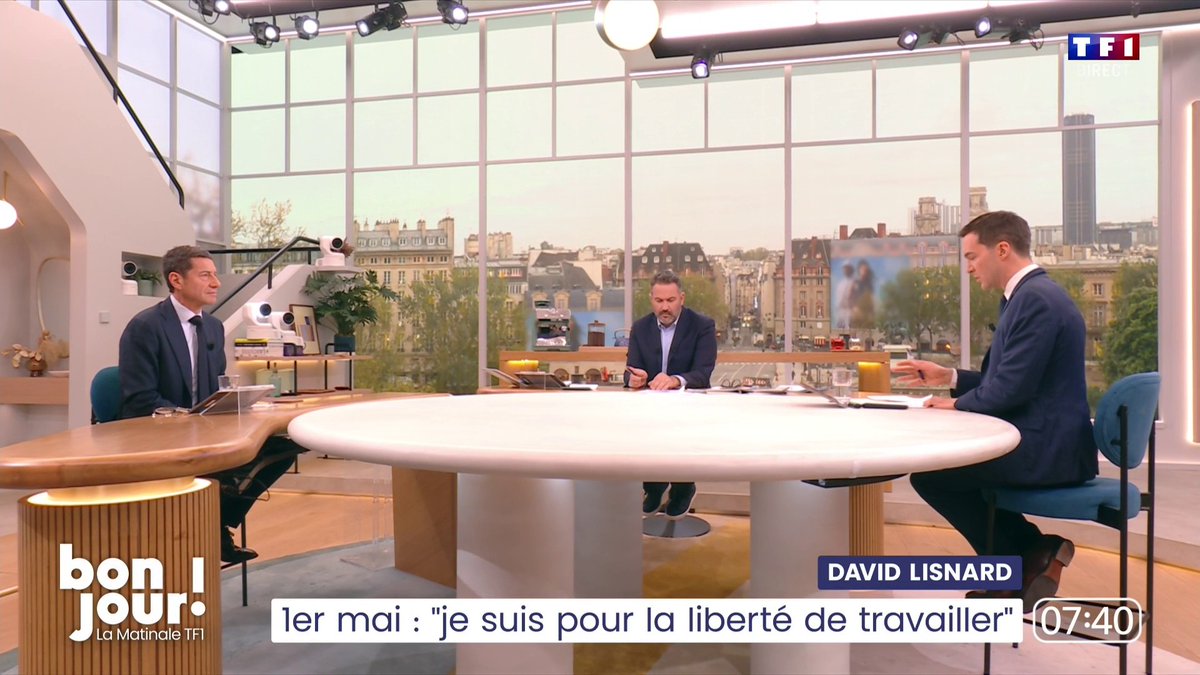 Vers une baisse des pensions des retraités pour réduire la dette ? 🗣️ "On ne peut plus continuer d'indéxer les retraites... On a un système totalement déséquilibré qui favorise la non-activité au détriment de l'activité", réagit David Lisnard. 📺 #EnTouteFranchise Adrien Gindre