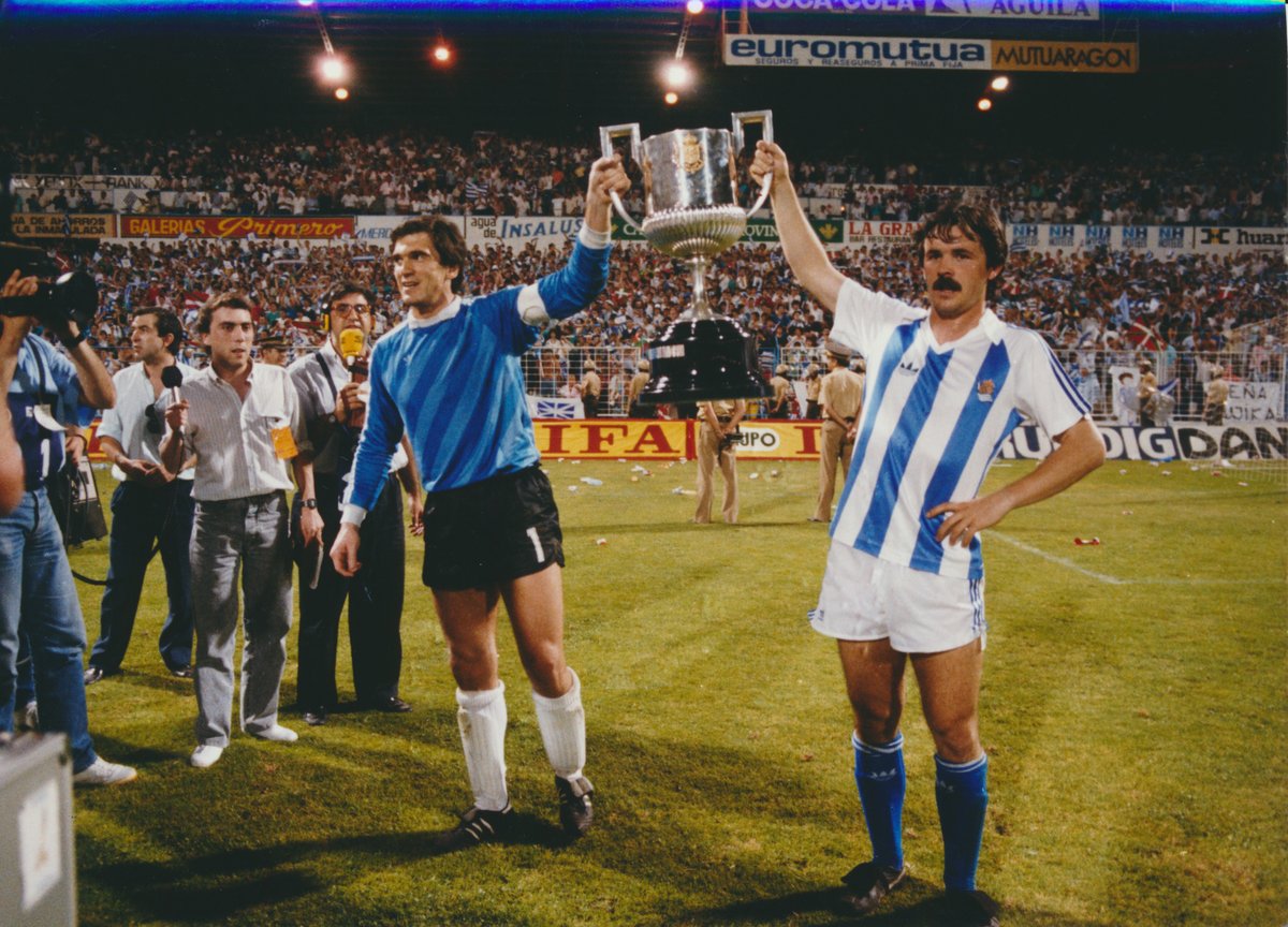 🏆 En 𝟏𝟗𝟖𝟕, y ante el mismo rival que el sábado, conseguimos nuestra segunda Copa. #HistoriaRS