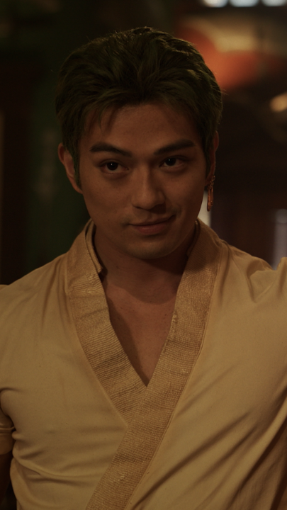 「もらってく」 ゾロ、妖刀“三代鬼徹”で運試し⚔️ たしぎ、いっぽんマツの 日本語吹き替えも アニメ版キャストが続投！ ◆たしぎ：野田順子 ◆いっぽんマツ：平野正人 ONE PIECE(ワンピース) Netflix #実写のワンピ #ネトフリワンピ #ONEPIECE