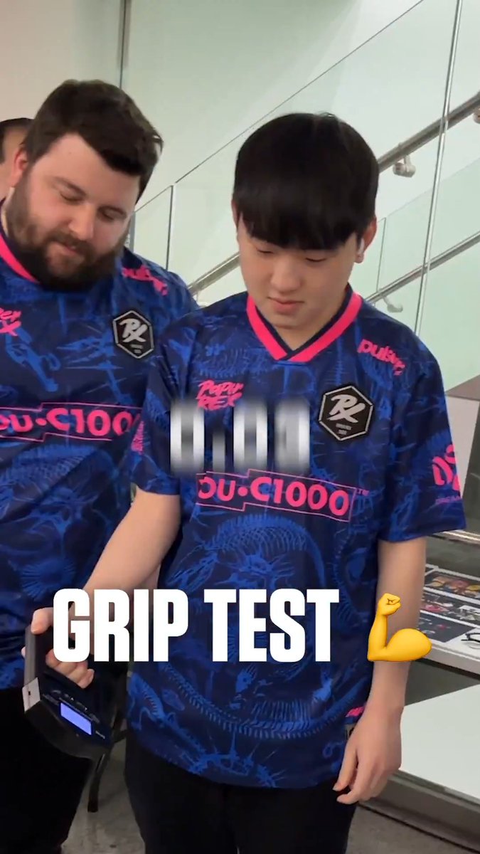 #VCTPacific pros do the grip strength challenge 💪😤