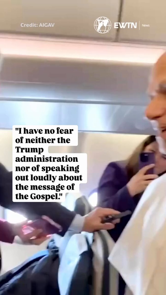 "I have no fear of neither the Trump administration nor of speaking out loudly about the message of the Gospel." Pope Leo XIV said that he will continue to speak out “loudly” against war, stressing that his role is to preach the Gospel, not to enter into political disputes. Speaking to journalists aboard the papal flight to Algiers on April 13, the pope responded to a question about a post by U.S. President Donald Trump.