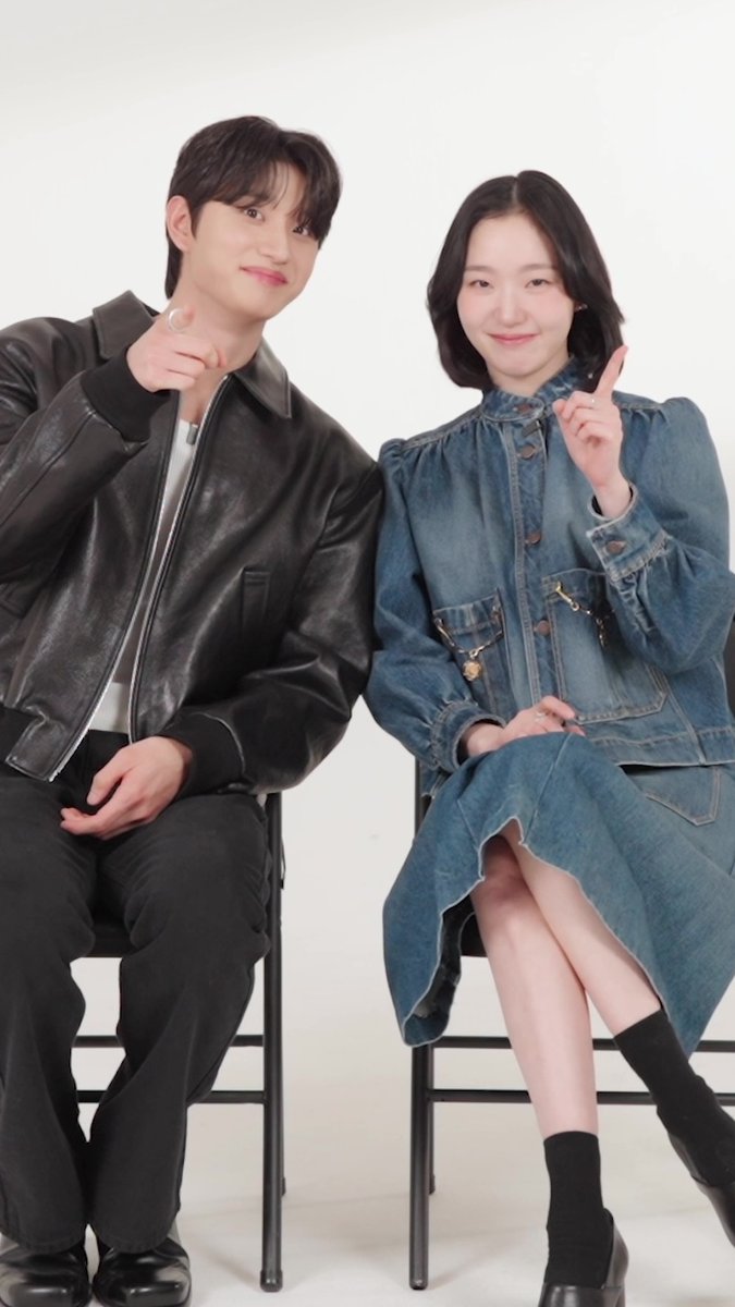 "#YumisCells3," starring #KimGoEun and #KimJaeWon, has finally premiered! Watch the first 2 episodes now on Viki: #유미의세포들 #유미의세포들3 #김고은 #김재원