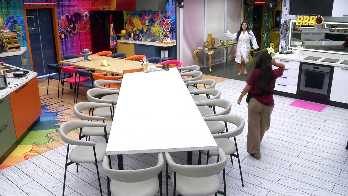 Abraciiiiiiinhoooo matinal entre as sisters 🫂✨ #BBB26 #RedeBBB