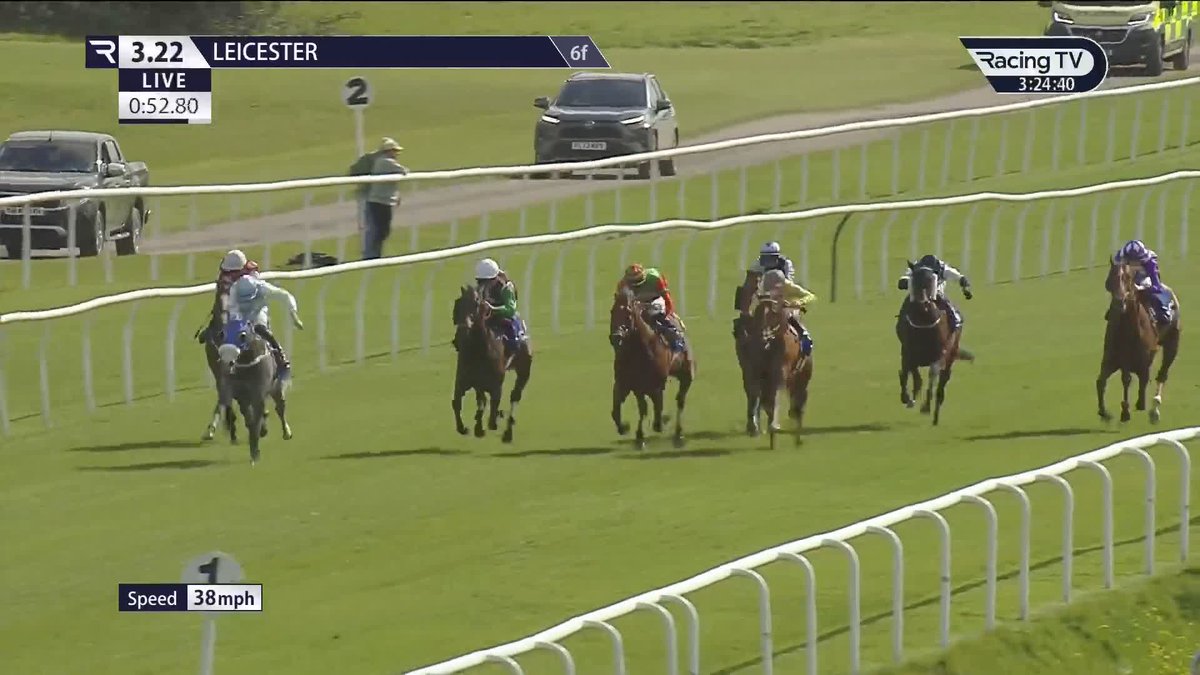 Another course-and-distance win for Wreck It Ryley, who is dominant in the Every Race Live On Racing TV Handicap for Alan Brown and Ray Dawson 🤩