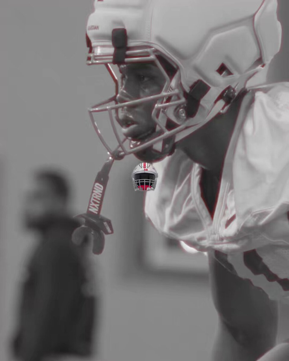 🚨 𝗕𝗹𝗮𝗰𝗸 𝗦𝘁𝗿𝗶𝗽𝗲 𝗔𝗹𝗲𝗿𝘁 🚨 Talk about a Ball Hawk in the secondary, BIA just got a whole lot better 📌 Welcome, Terry.Moore 🌰