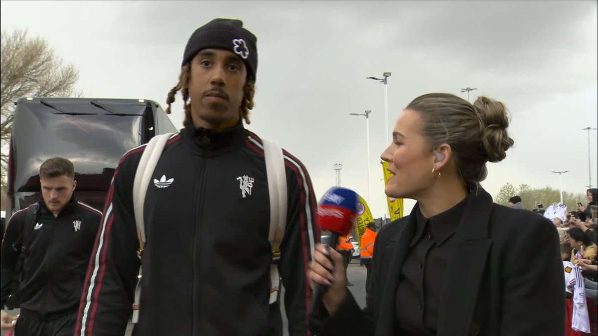 "Our last game was a long time ago so now we need to restart well" 💪 Leny Yoro says it's important that Manchester United start the game well against Leeds 🔴