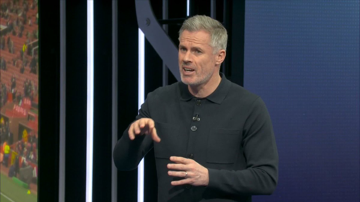 🗣️ "That is my one big worry for Tottenham in terms of going down" Jamie Carragher says Spurs' midfield has been a problem all season.