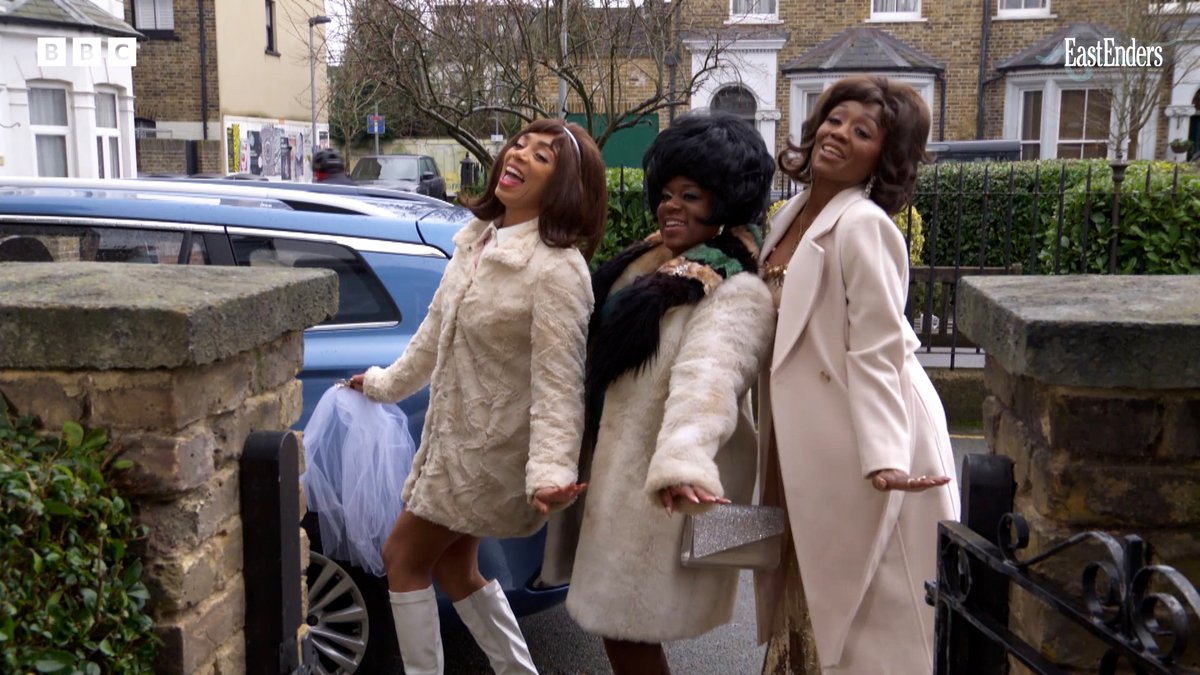 How all Hen dos should start! #EastEnders