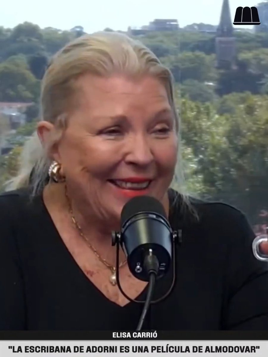 "Almodóvar": Por los comentarios de Elisa Carrió sobre Manuel Adorni