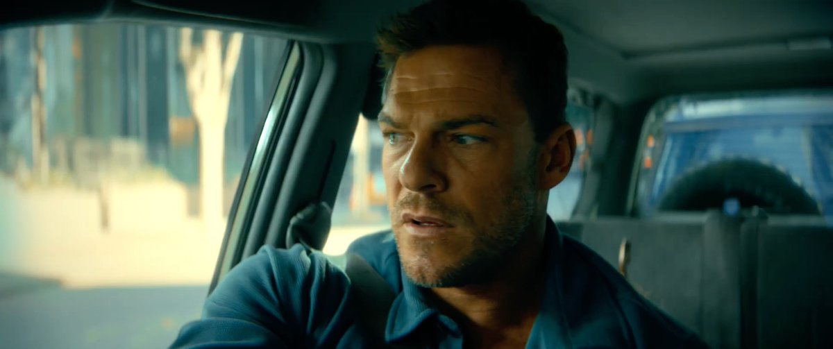 Alan Ritchson and Owen Wilson star in the official teaser for #Runner.