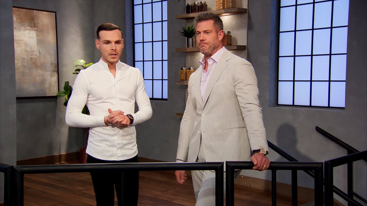 The pro bakers need to NAIL these three elements of working with chocolate to impress guest judge Amaury Guichon! See how they do on #UltimateBakingChampionship TONIGHT at 9|8c.