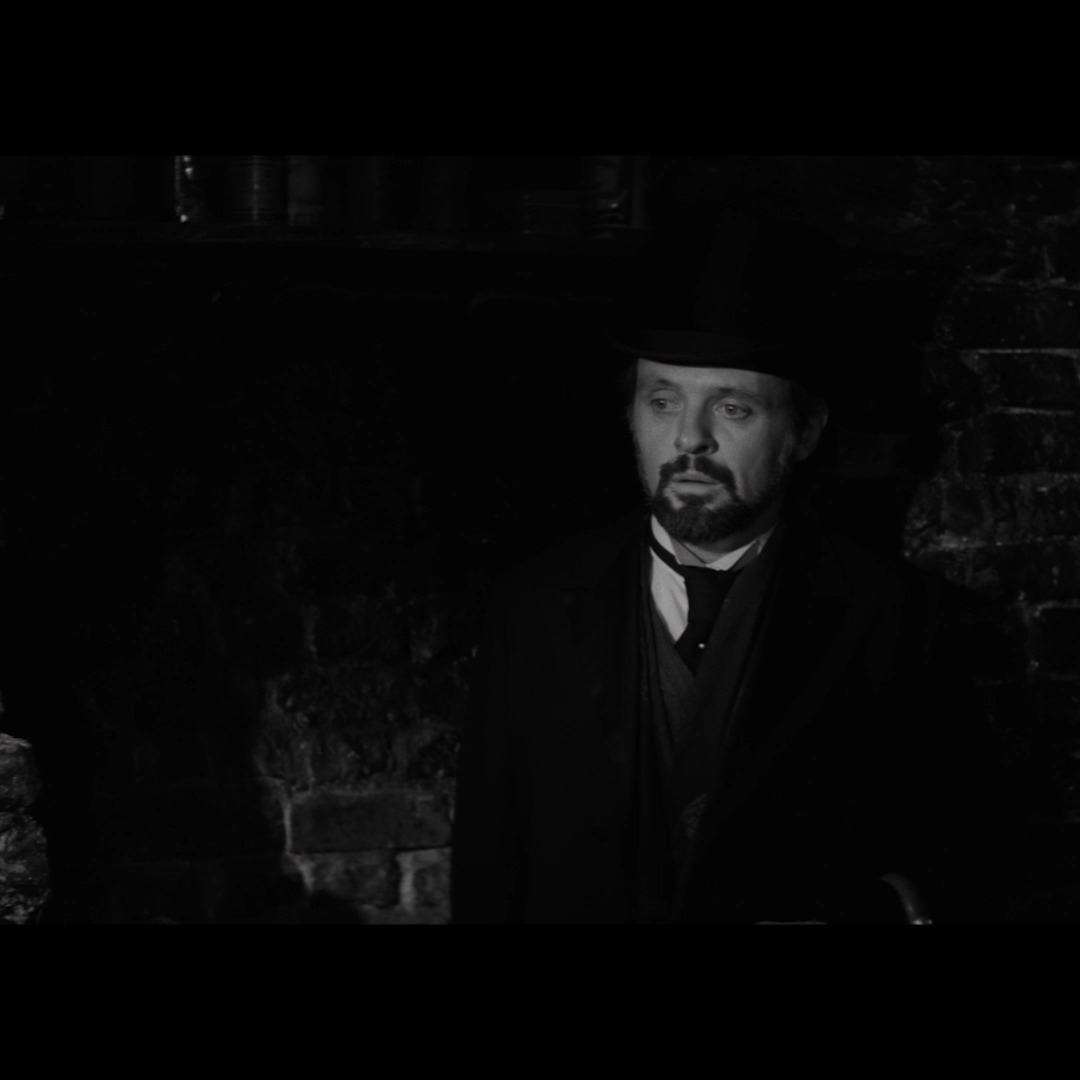 Evening viewing recommendation? On Criterion Channel, watch David Lynch's THE ELEPHANT MAN (1980)! Alongside the film, watch interviews with Lynch, actor John Hurt, producers Mel Brooks and Jonathan Sanger, director of photography Freddie Francis, and others; a documentary about the film; and more!