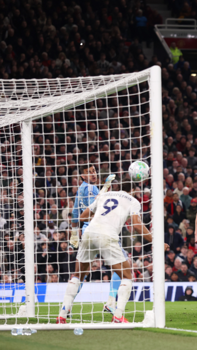 Leading 2-1 with five minutes to play... Karl Darlow and Dominic Calvert-Lewin to the rescue for Leeds United ๐