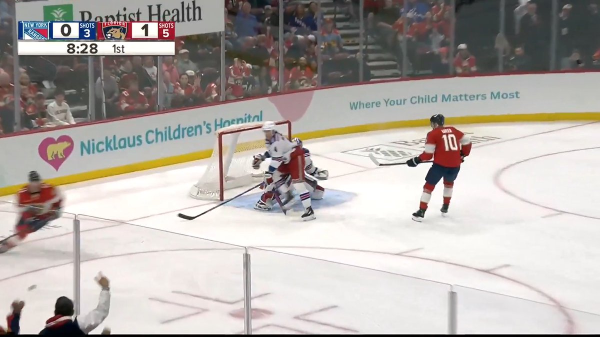 SILKY ๐ฎโ๐จ Mackie Samoskevich has goals in back-to-back games!