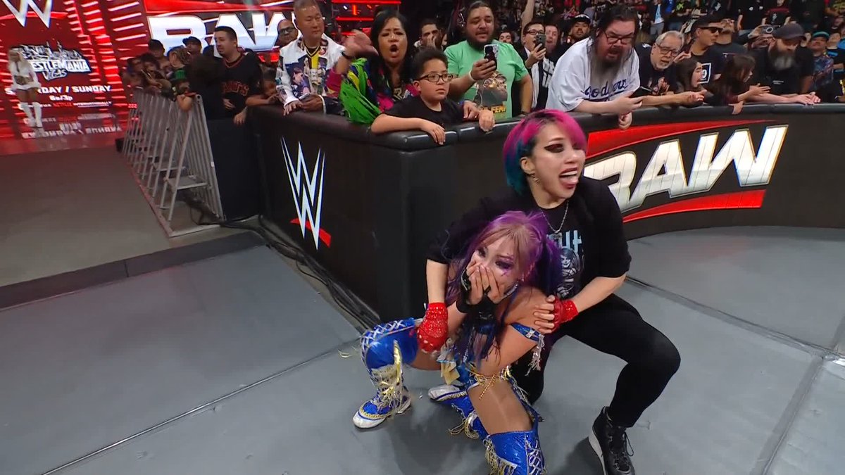 OH NO 😠 Off the assist from The legendary Empress ASUKA / 伝説のASUKA皇后, Kairi Sane defeats IYO SKY!