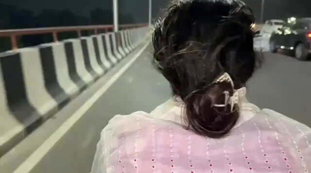 Reel craze claimed another life. In Ghaziabad, 19yo Ikra met a fatal accident when the sports bike that she was riding hit a divider. His friend Hashim, riding pillion, is critically injured. He recorded this video seconds before the crash. Neither of them was wearing a helmet.