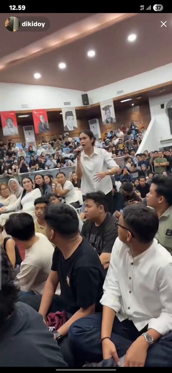 kontaks konteks dilakukan secara sengaja dan sadar woiii