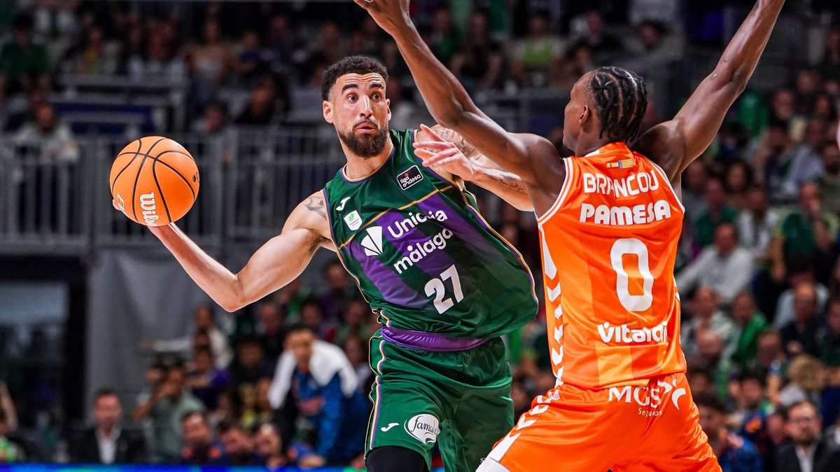 🇩🇴 Chris Duarte la prendió en casa una vez más ¡2⃣2⃣ puntos y 2⃣2⃣ de valoración de puro talento a pesar de la derrota de UnicajaCB ante Valencia Basket Club! | #LigaEndesa