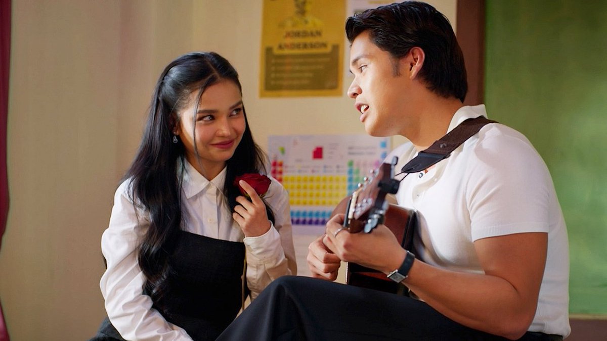 This just made it to the top of my first love mix 🎶 Kyle Echarri serenades Xyriel Manabat with a heartmelting rendition of "Kwento", from 18th Rose, now playing only on Netflix! #18thRose #XyrielManabat #KyleEcharri