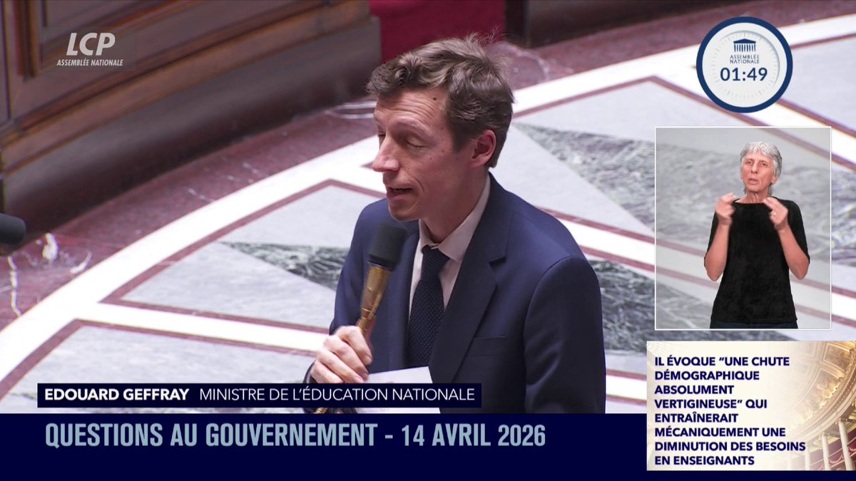 La ville de Paris a perdu 20% de ses élèves en l'espace de huit ans, affirme le ministre de l'Education nationale Édouard Geffray. "Paris va perdre 30% d'élèves supplémentaires de 2025 à 2035", ajoute le ministre. #QAG #DirectAN