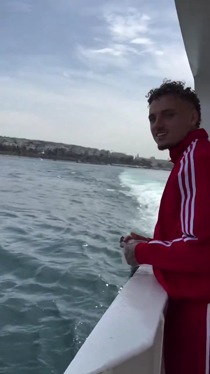 Noa Lang, izinli gününde İstanbul'un tadını çıkarıyor.