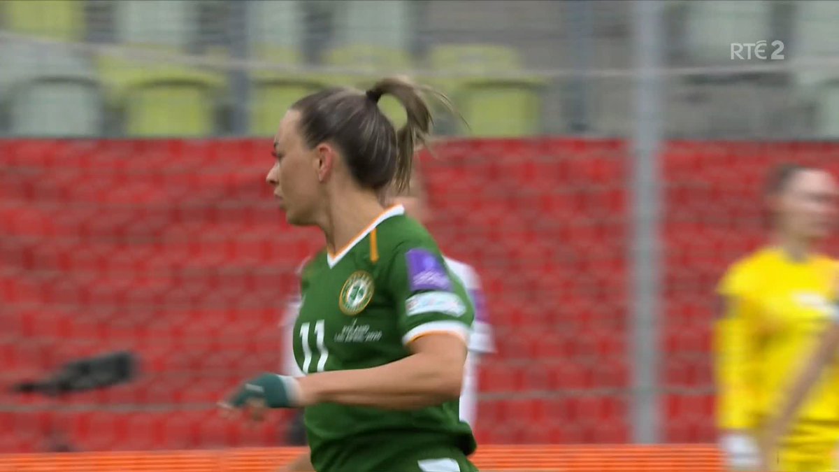 That’s just sublime from Katie McCabe 🤯 What a player, what a goal, what a score line for Ireland in Poland ☘️
