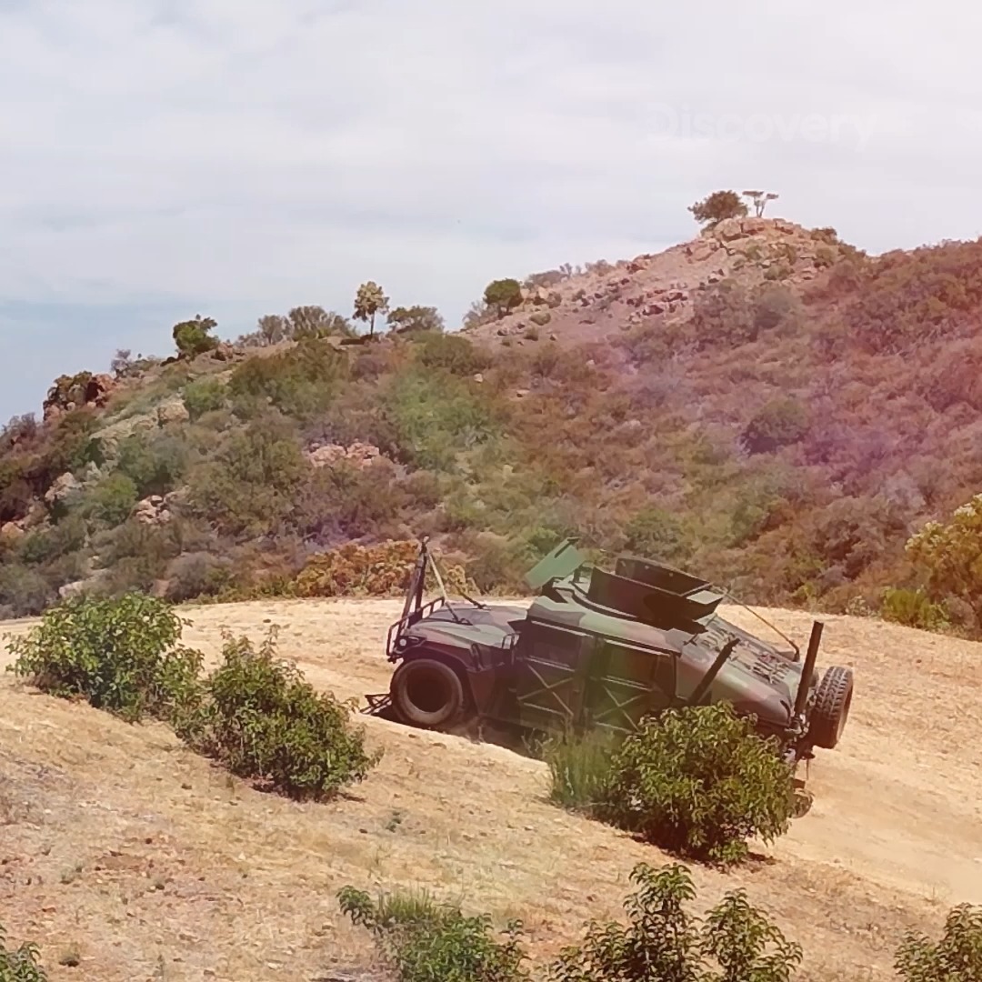 Built for the battlefield and tough enough for any mission 💪🚘 Hear the full story on #JeffDunhamsTheCarsThatDroveUs with Jeff Dunham, Tuesday at 9P on Discovery.
