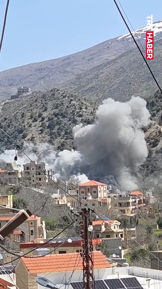 İşgalci İsrail ordusu, Lübnan'ın güneyindeki Şeba beldesine saldırı düzenledi, 3 kişi yaralandı.