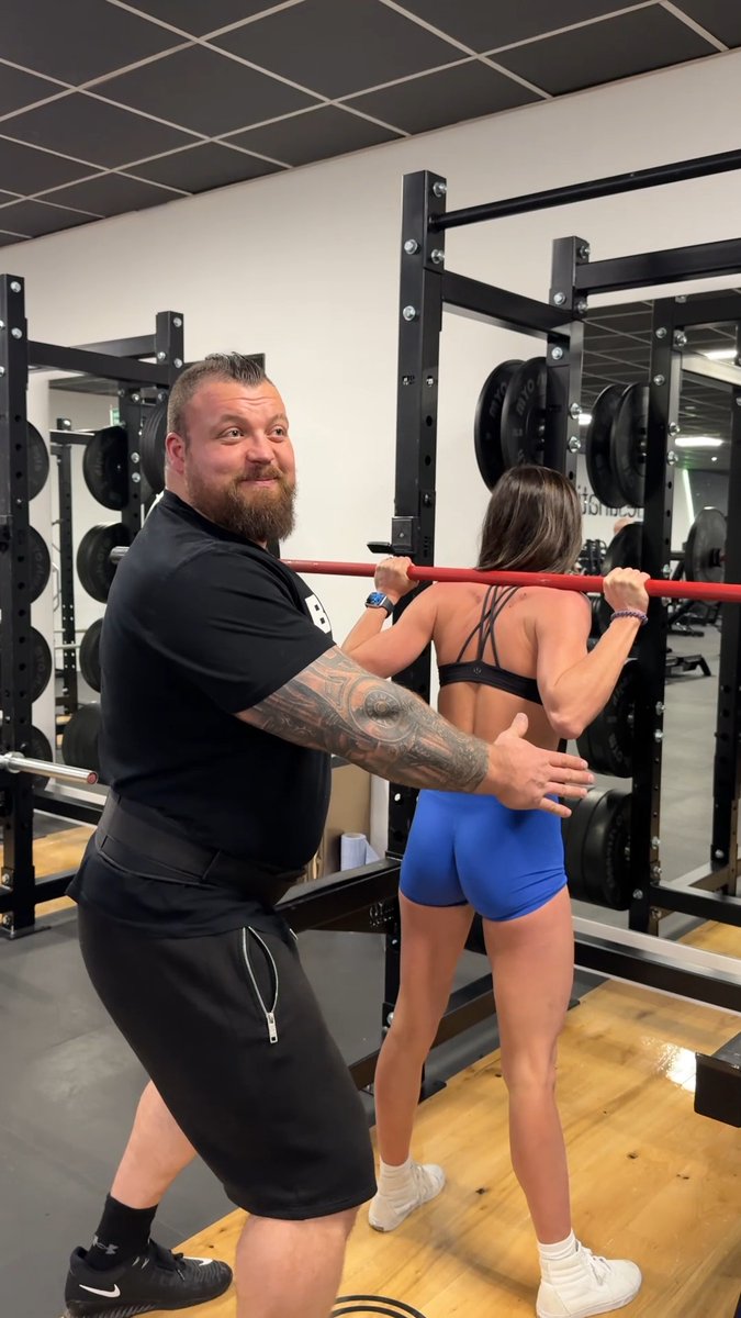 Tell me this isn’t the perfect spotter 😅