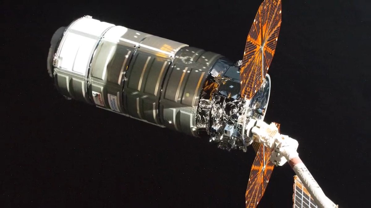 #ICYMI: @NorthropGrumman’s Cygnus XL cargo craft, packed with quantum physics gear, a new blood stem cell study, an advanced exercise system, and more for the Exp 74 crew, was captured with the Canadarm2 robotic arm at 1:20 p.m. EDT on Monday, April 13, 2026.