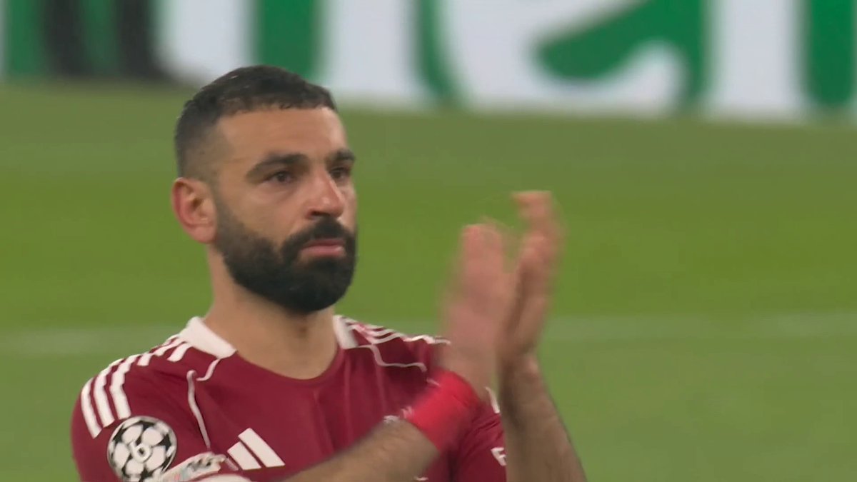 Mo Salah walks off the Anfield pitch for the final time as a Liverpool player in Champions League 😢