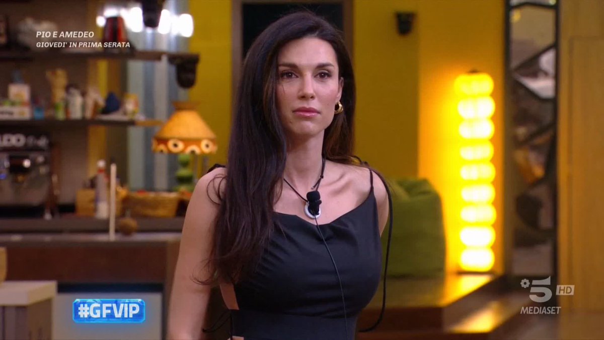 Il pubblico ha deciso che a salvarsi sono... Adriana e Alessandra! #GFVIP