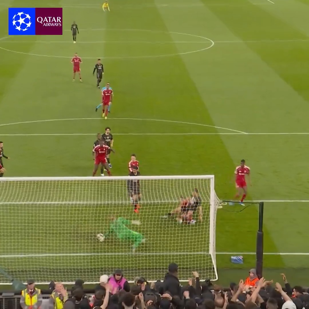 That first Safonov save 😱 Some incredible goalkeeping on Tuesday... your favourite save? 🧤 Qatar Airways | #LetsFly