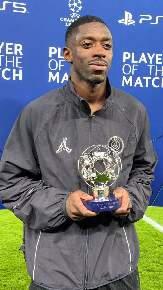 « NON.. J’AI LES MAINS FROIDES 🥶📲 » Ous Dembélé 🇫🇷 avait la flemme de faire le placement de produit avec le téléphone. 😭