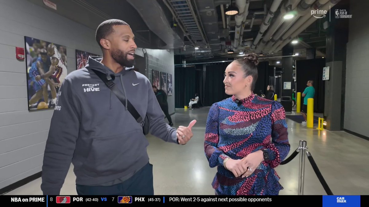 “You’re just feeling like the hive is really alive right now.” 🐝 Cassidy Hubbarth spoke to Hornets Head Coach Charles Lee ahead of their SoFi NBA Play-In Tournament game against the Heat.