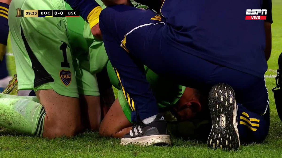 🚑⛔️ Agustín Marchesín SALE LESIONADO y LLORANDO en Boca por Copa Libertadores. “ME ROMPÍ LA RODILLA”, habría dicho. ⚠️