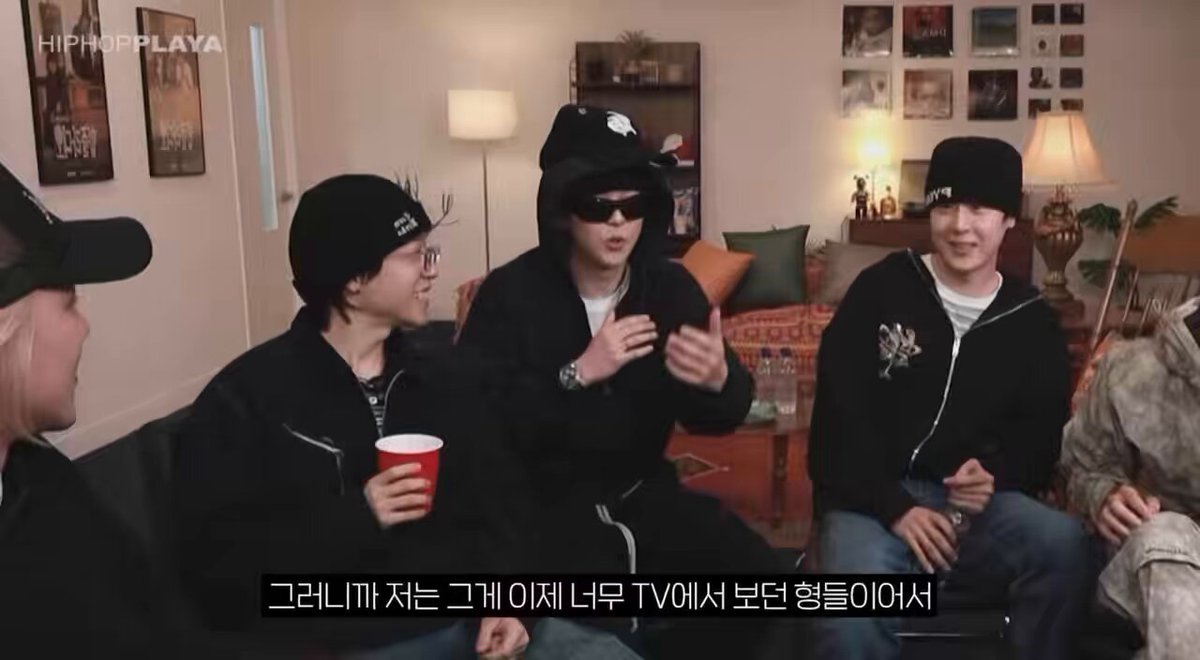 휘민 서동현한테 서읺0 행동했던거 실환가? 동현아~ 너는 원래 인사를안해? 그냥 물어본거야~~