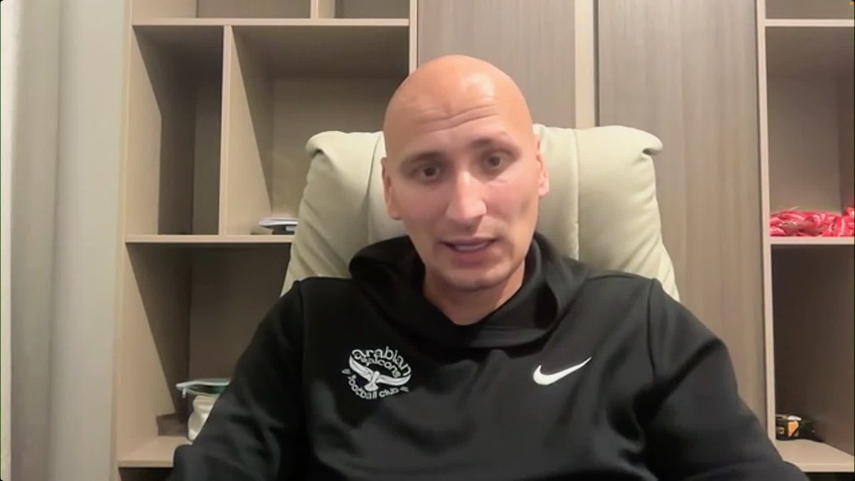 ''They should stick with Eddie (Howe), he's a top, top manager'' Jonjo Shelvey says Newcastle should keep Eddie Howe and add depth to the squad this summer 🤝