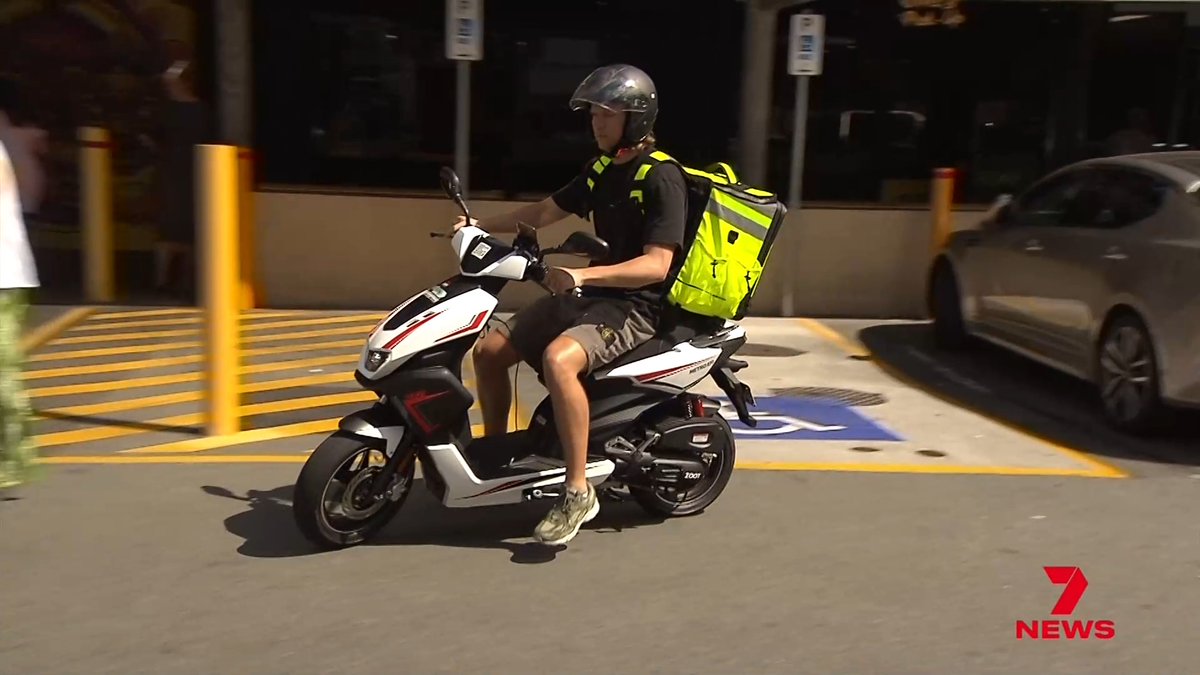 Thousands of Queenslanders rely on the convenience of Uber Eats everyday. The delivery giant says its 30,000 strong workforce will be decimated by e-bike changes. Most are international tourists who don't have a licence. Anna McGraw