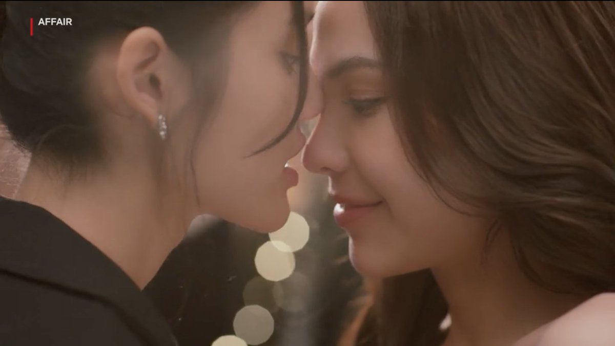 brb, currently melting over Pleng’s effort to surprise Wan and go all out and steamy for her birthday 😘 #AffairTheSeries #SaranphatPedersen #PunyapatWangpongsathaporn #LMSY #LookmheeSonya #ลูกหมีซอนญ่า